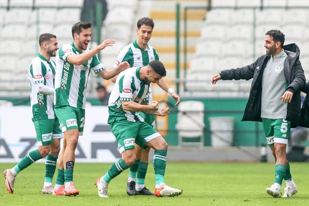 Olaylı biten Konyaspor – Antalyaspor maçından kareler 9